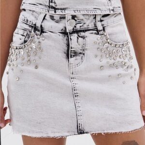 AKIRA FEELING FREE GREY DENIM MINI SKIRT